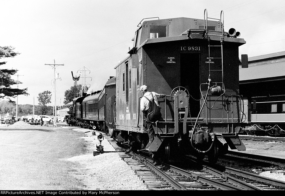 Southern Railway 401 at the Monticello Railway Museum